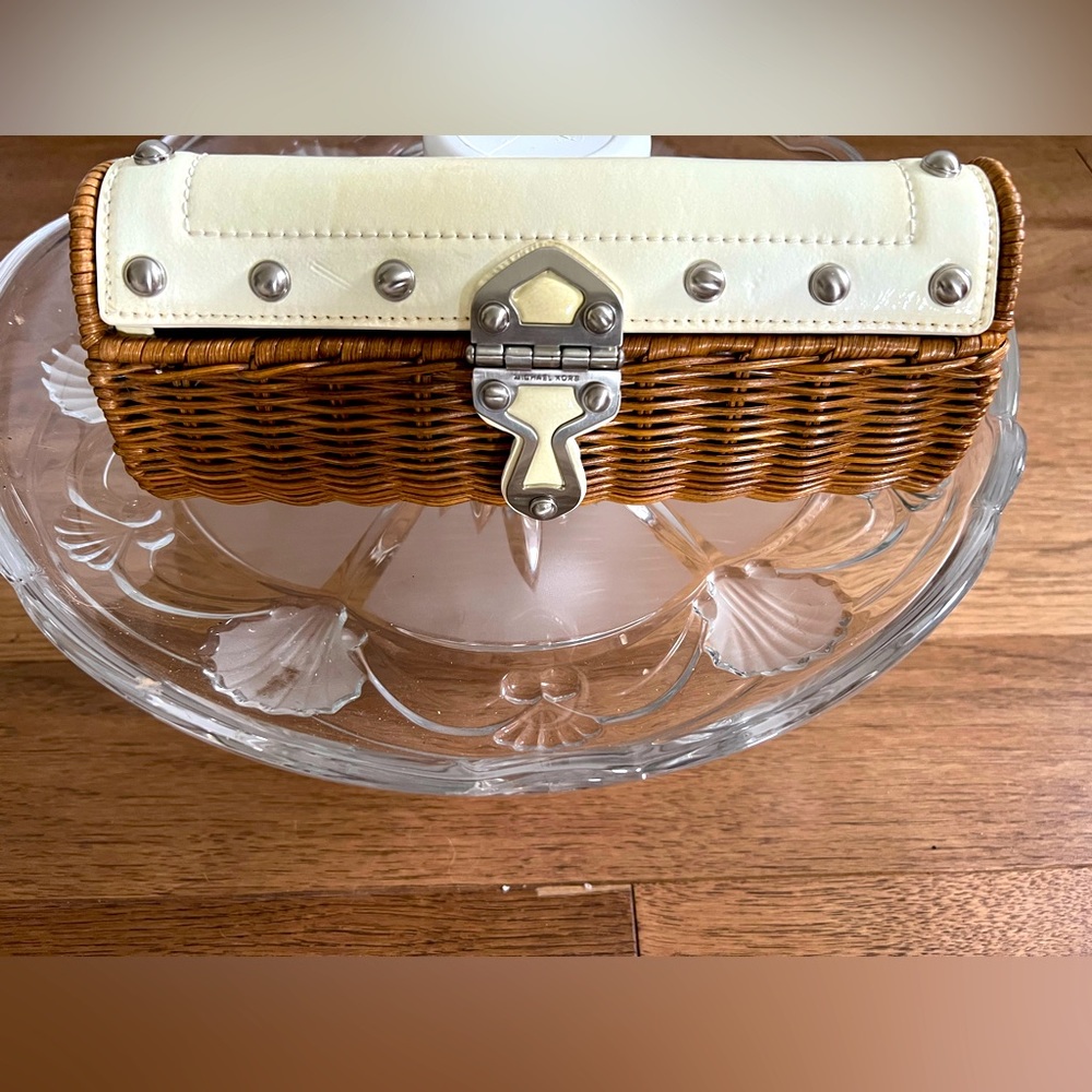 Michael Kors Slim Basket Clutch